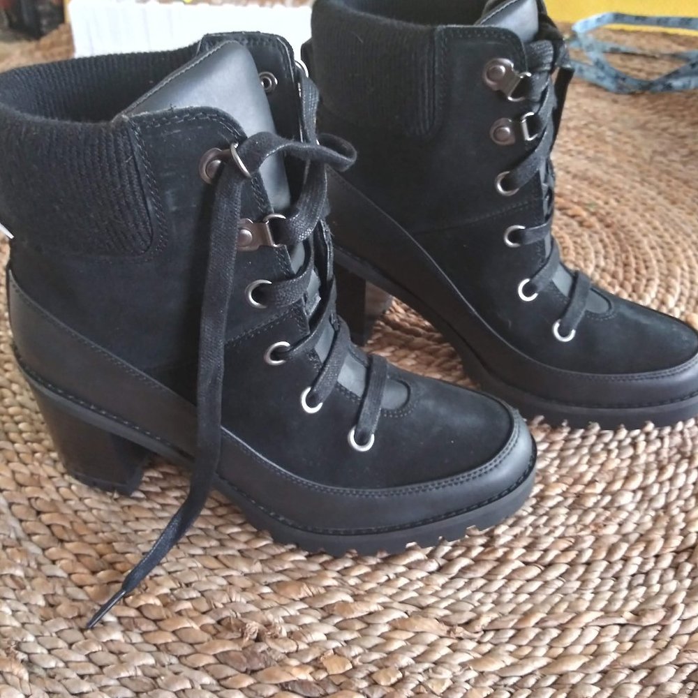 Ugg Redwood Boot size 6.5
